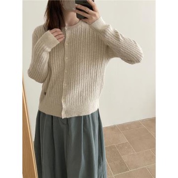 森森不息2024秋季新款純色氣質麻花針織小開衫韓系毛衣圓領外套女