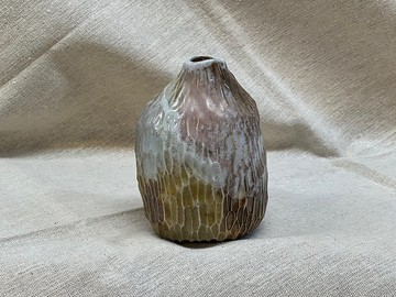 手捏切削柴燒花瓶