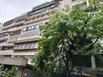 專任.信義安和鼎加仁愛學區洽:0917629799｜台北市大安區信義路四段