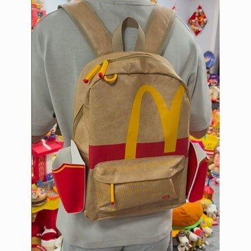 ✨動感 優選✨2026年 麥當勞 大薯日限定周邊雙肩包大容量輕便旅遊揹包禮物玩偶