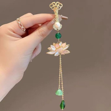 【蜜糖の髮飾】臺灣出貨中國風宮廷復古蓮花胸針女超仙氣質旗袍壓襟高檔流蘇衣服別針掛件