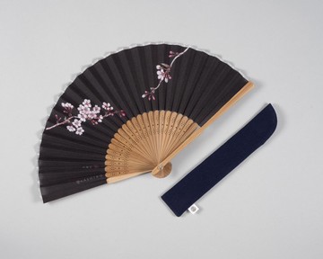 KASHIKO金澤九谷燒日本扇 – 櫻花 / 柴田有希佳繪 附扇盒+外出袋