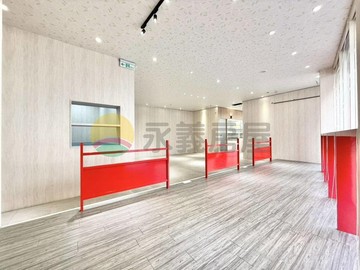 北屯｜松竹昌平商圈 全新裝潢 三角窗透店｜台中市北屯區大連路三段