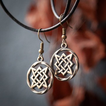 Lada Star 耳環。神聖符號飾品。手工製作的異教 autentic 飾品。