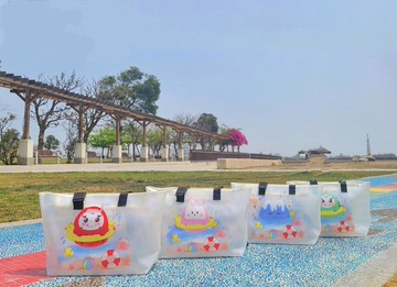 だるま富士山恐龍兔兔防水游泳包