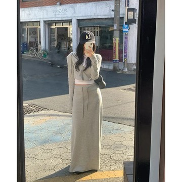🇰🇷Korea韓國連線·正韓 拉鍊條紋連帽外套+鬆緊條紋長裙兩件式套裝SET 條紋套裝 橫條紋套裝 休閒套裝 韓國女裝