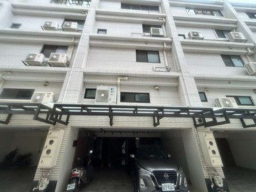 【藍鵲嘉德堡】5年輕屋齡雙車電梯別墅，整層大主臥｜台中市大雅區信義路