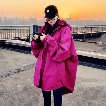 2023春季女裝新款玫紅色風衣外套女春秋中長款洋氣連帽韓版