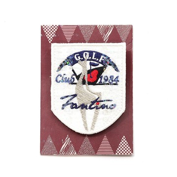 獨家設計刺繡胸章(高爾夫白)