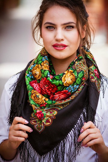 正宗 Pavlovo Posad 俄羅斯披肩 圍巾 柔軟 100% 羊毛 89x89 公分 779-18