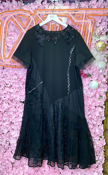 OTT獨一無二•Unique日系閃耀黑刺繡釘珠蕾絲拼接連衣裙