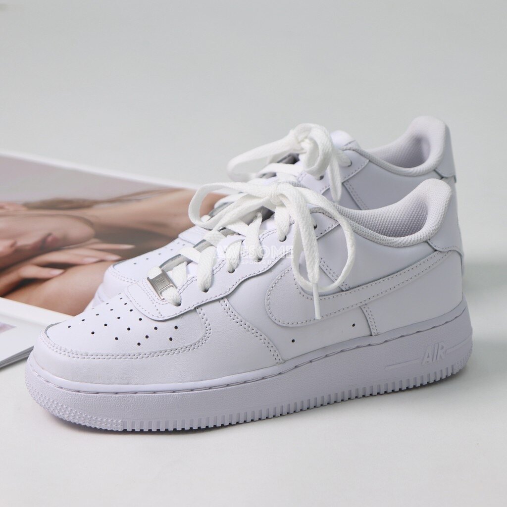 【滿額↘現折$100】【NIKE】NIKE AIR FORCE 1 GS LOW 大童鞋 女鞋 全白 皮革 低筒 經典款 空軍一號 情侶鞋 穿搭必備 熱門款 特價下殺 DH2920-111【勝利屋】