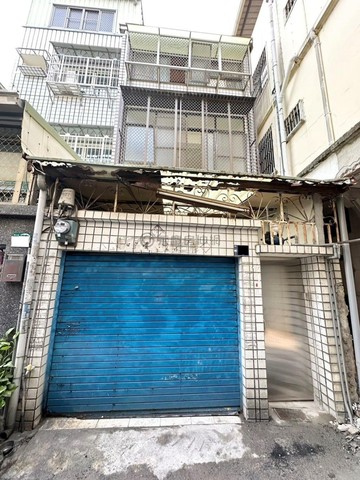 步行可達鳳山國中捷運站靜巷透天宅｜高雄市鳳山區中山東路