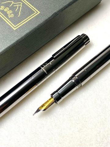 3952老山羊-諸羅山 雙色鋼尖鋼筆