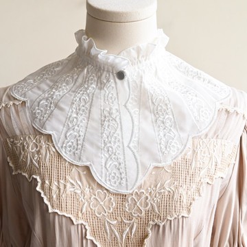 【蛋植物】細緻刺繡立領披肩假領片