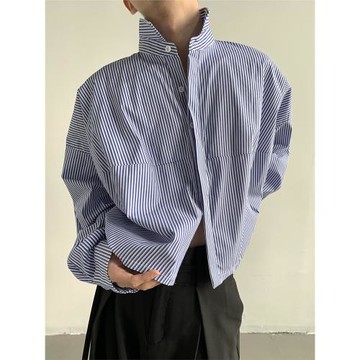 MION 打破沉悶的設計感短款條紋襯衫薄款不熱當作防曬襯衣也不錯