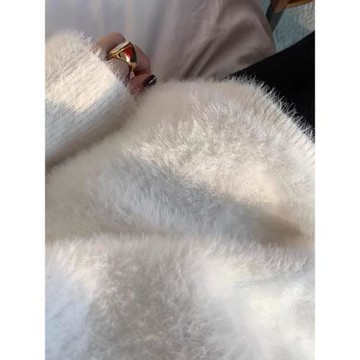 馬海毛白色毛衣女內搭秋冬季2025溫柔v領套頭寬松慵懶針織衫外穿