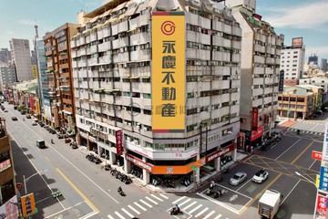市中心｜第四種商業區｜整層超大建坪飯店旅館｜高雄市新興區林森一路