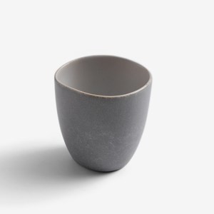WAGA 弧曲霧灰 8cm 陶瓷杯｜清水灰｜單品