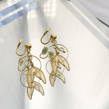 夾式耳環 | Little Andrina | 小魚尾