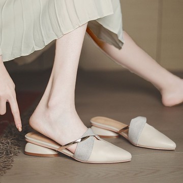 2025單鞋女包頭涼拖鞋鞋子穆勒夏新款夏季尖頭外穿平底半託半拖鞋