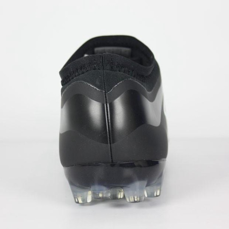 ヴェローチタ 4 プレミア AG Mグリーン×ブラック 【UMBRO