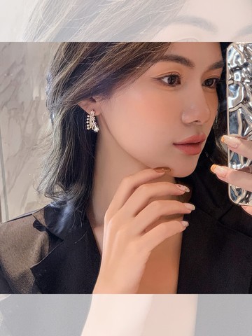 塔蘭五角星鋯石925銀針耳釘女時尚新款潮小眾設計仿珍珠耳環耳飾