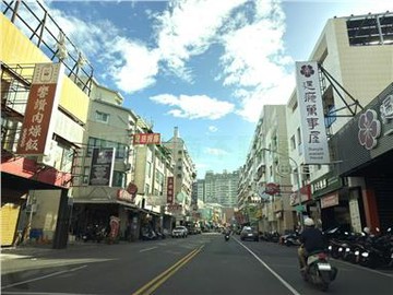 近楠梓科技園區~德賢商圈４套房收租金雞母｜高雄市楠梓區德祥路