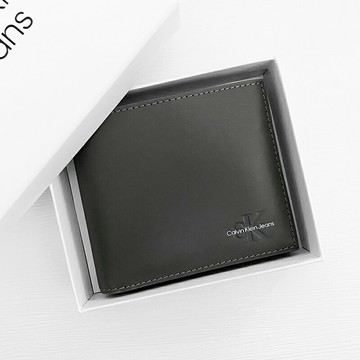 美國百分百【全新真品】Calvin Klein 皮夾 錢包 專櫃精品 CK 八卡短夾 logo 軍綠 DD57