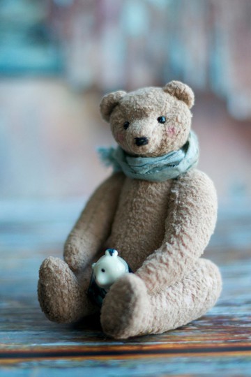 小北極熊保羅用複古毛絨製成