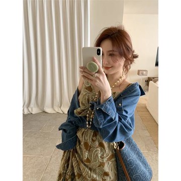 (免運)于momo【輕氧牛仔衣】時尚精致短外套2023新款束腰顯瘦牛仔外套女