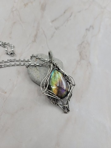 手工繞線 999純銀 異彩拉長石 古典扭花 長頸鍊