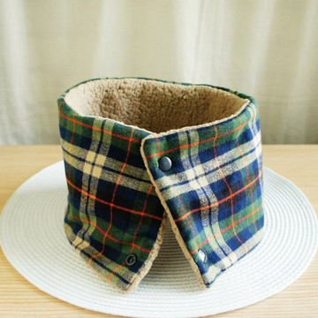 Lovely【日本布】學院風格紋刷毛羔羊絨圍脖短圍巾、深藍駝