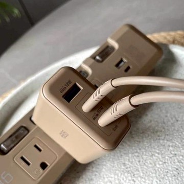 +886｜極Hai GaN氮化鎵 65W PD快充充電器組合-三色任選(3孔充電器+充電線Lightning)