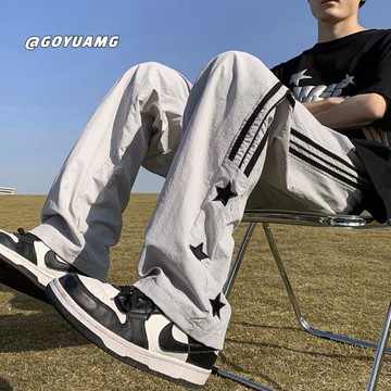 美式速干運動休閑褲男夏季潮牌高街傘兵工裝褲寬松直筒條紋長褲子