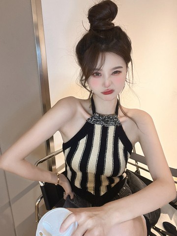 背心露肩復古掛脖辣妹條紋針織女性感內搭短款上衣打底衫秋季新款【倪醬】