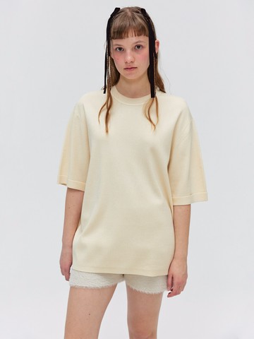 Round Neck Knit Sweater