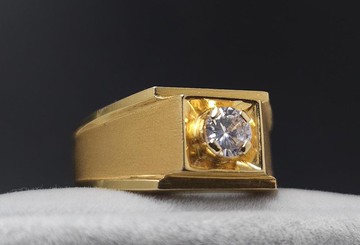 摩星鑽訂婚戒指 / 週年紀念戒指 / 20K 實金 復古包鑲