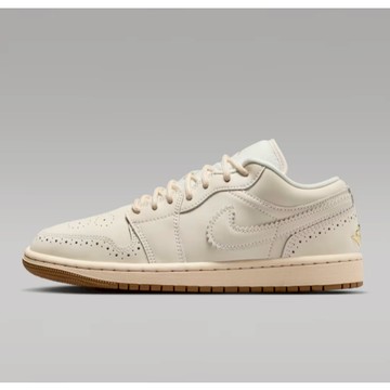 【逢甲 FUZZY】W Air Jordan 1 Low Brogue 奶油 復古 流蘇 IO0759-100