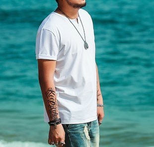 FINDSENSE H1 2018 夏季 新款 潮胖子 簡單 純色小V領 加肥 加大碼T恤寬鬆短袖 時尚休閒上衣 潮男