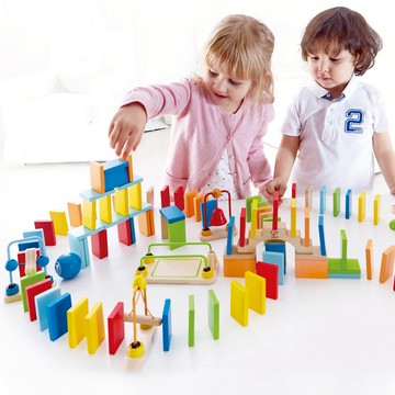 德國 Hape 超級骨牌遊戲組