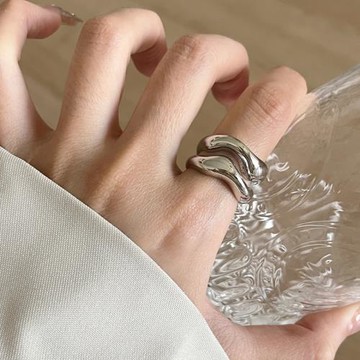 小眾設計不規則鏤空波浪弧形開口戒指輕奢高級感簡約獨特素圈指環