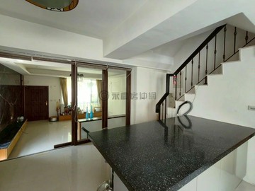 南七期稀有邊間別墅【惠心街51號】釋出！｜台中市南屯區惠心街