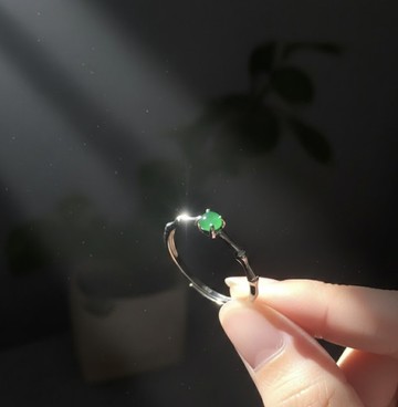 冰種老坑綠翡翠蛋面戒指 925銀 | 天然A貨翡翠 | 送禮