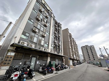 觀音金雞母22套房電梯透天｜桃園市觀音區仁德街