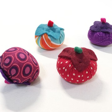 貓玩具- 貓柿子(和莓果)