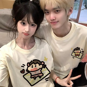 S~XL 小卡男女 純棉 短T 情侶T【Y1357】MIT 情侶裝 短袖T恤 男女可穿 快速出貨不用等 班服 團體服