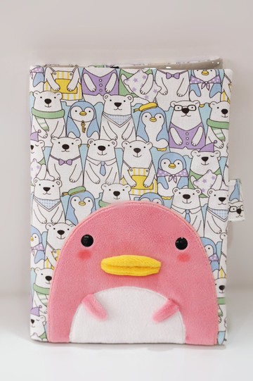 Bucute粉紅企鵝 半立體布書套/媽媽手冊/書套/寶寶手冊書套/書衣