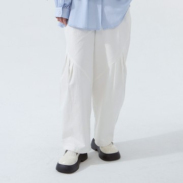 QUEENSHOP_F 女裝 打褶設計繭型造型長褲 兩色售S/M 現+預 【04101972】