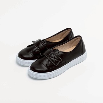 【Avivi】簡約純色一字帶魔鬼氈休閒鞋 - 黑色、白色、藍色、粉色